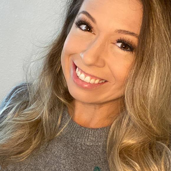 angela_lugo